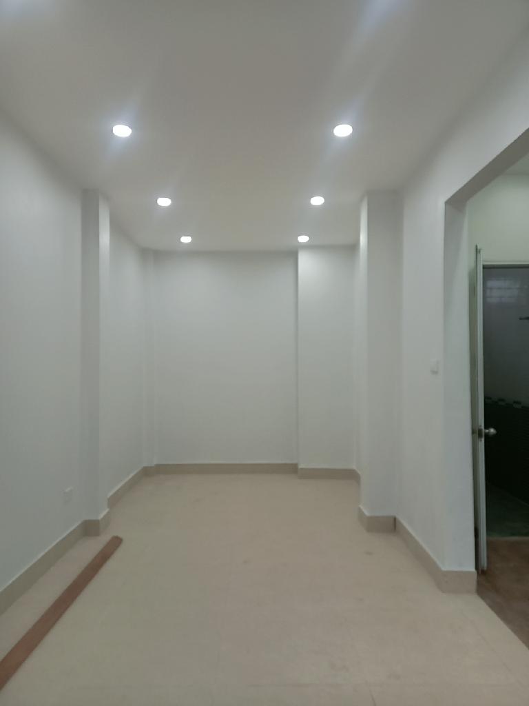 Bán nhà Trương Định - diện tích 43,4m2 4 tầng - Lô góc - giá 18,5 tỷ