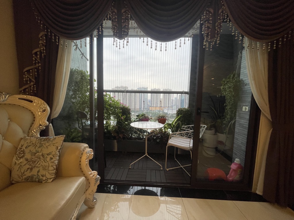 Bán nhà Lê Văn Lương - diện tích 100m2 17 tầng - Căn hộ cao cấp - giá 11 tỷ