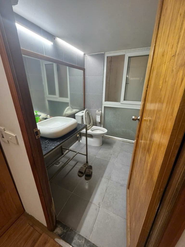 Bán nhà Trương Định - diện tích 23,4m2 4 tầng - Nhà dân, ngõ thoáng - giá 3,6 tỷ