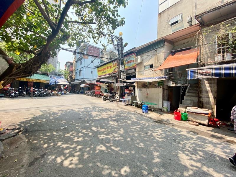 Bán nhà Yên Bái - diện tích 27,2m2 5 tầng - Mặt phố kinh doanh ngày đêm - giá 6 tỷ