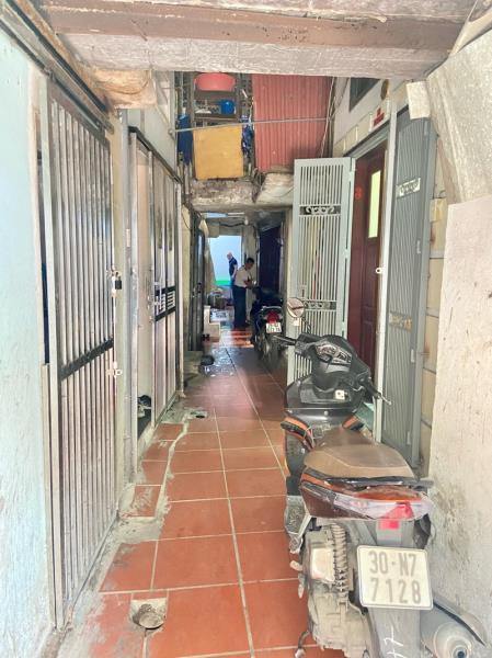 Bán nhà Yên Bái - diện tích 27,2m2 5 tầng - Mặt phố kinh doanh ngày đêm - giá 6 tỷ