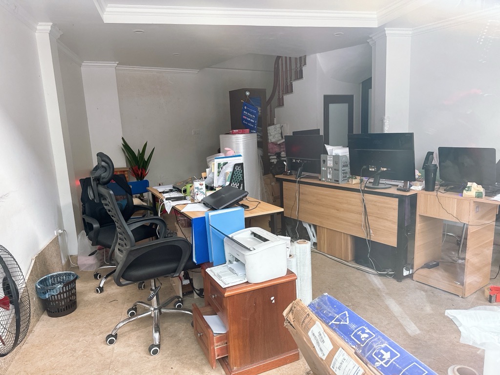 Bán nhà Chùa Quỳnh - diện tích 36m2 5 tầng - ô tô tránh - giá 15 tỷ