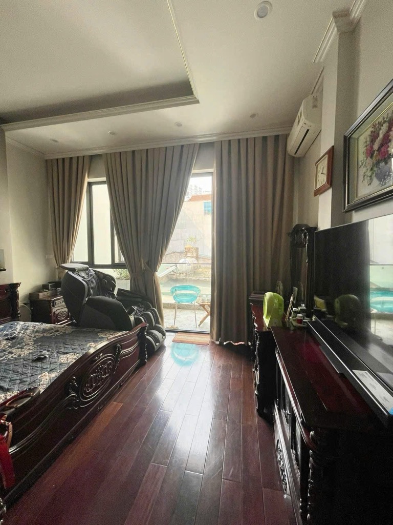 Bán nhà Dương Văn Bé - diện tích 62m2 5 tầng - nhà đẹp hiếm có - giá 12,5 tỷ