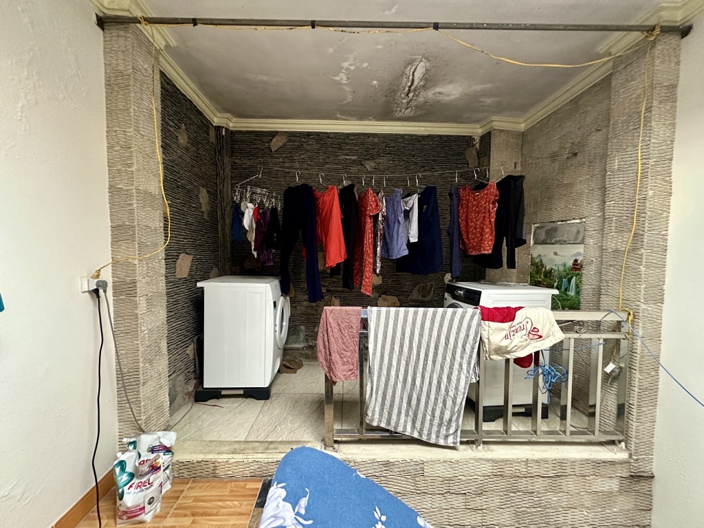 Bán nhà Hoàng Mai - diện tích 34,5m2 5 tầng - ô tô qua nhà - giá 9 tỷ