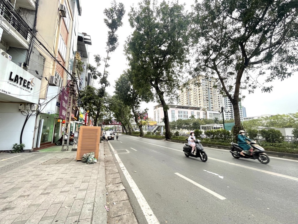 Bán nhà Giảng Võ - diện tích 27m2 6 tầng - LÔ GÓC - VIP ĐỐNG ĐA - GIẢNG VÕ HÓT HÍT - giá 23 tỷ