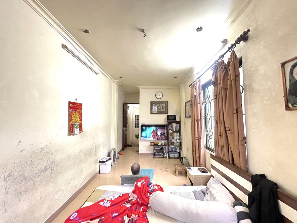 Bán nhà Giảng Võ - diện tích 27m2 6 tầng - LÔ GÓC - VIP ĐỐNG ĐA - GIẢNG VÕ HÓT HÍT - giá 23 tỷ