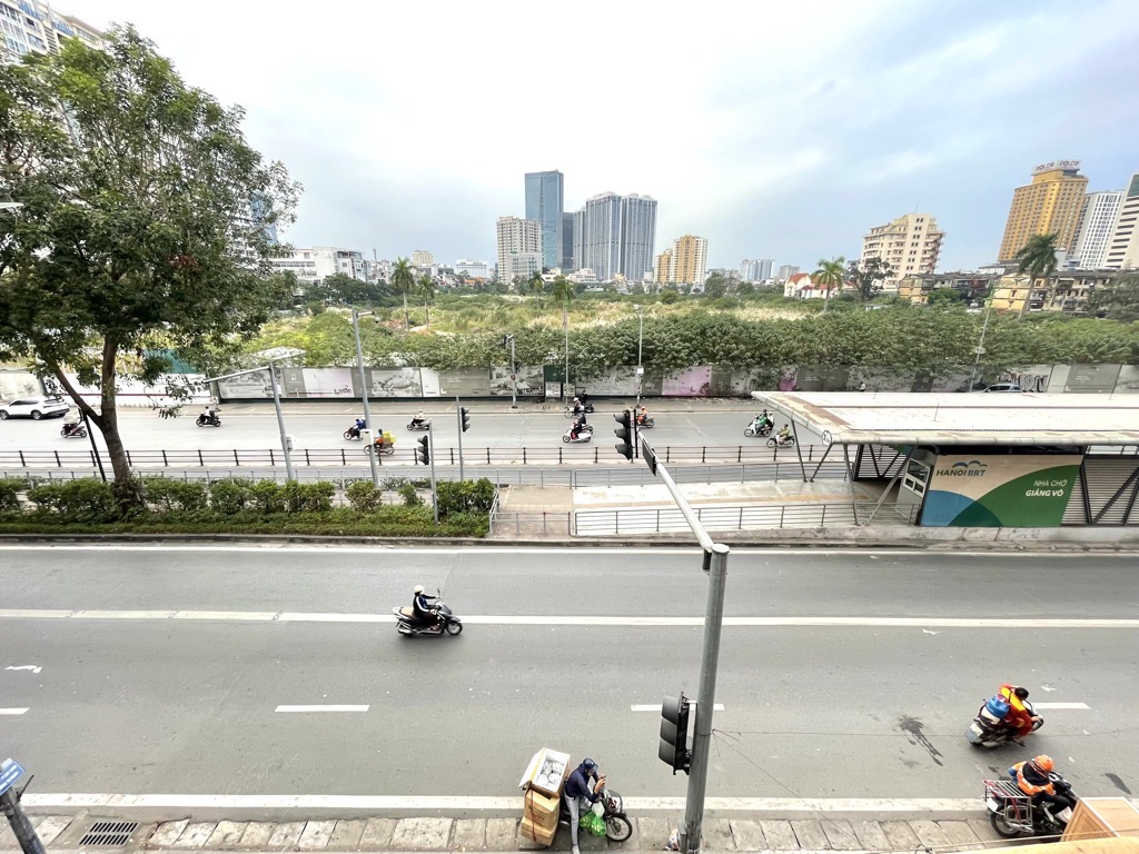 Bán nhà Giảng Võ - diện tích 27m2 6 tầng - LÔ GÓC - VIP ĐỐNG ĐA - GIẢNG VÕ HÓT HÍT - giá 23 tỷ