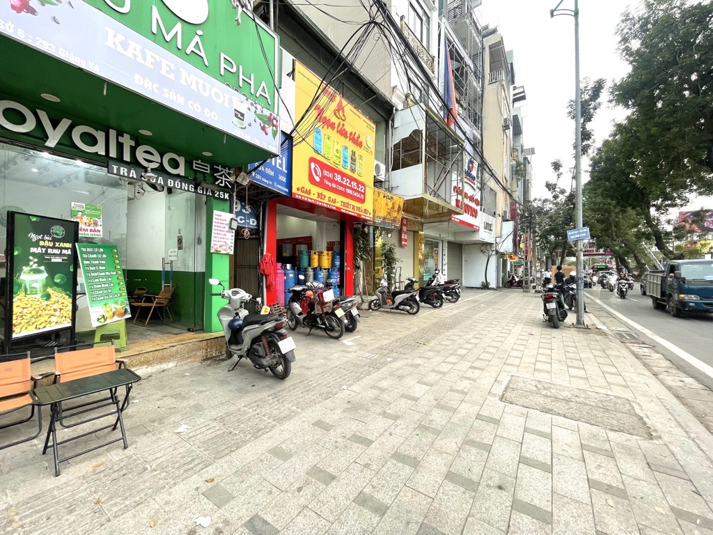 Bán nhà Giảng Võ - diện tích 27m2 6 tầng - LÔ GÓC - VIP ĐỐNG ĐA - GIẢNG VÕ HÓT HÍT - giá 23 tỷ