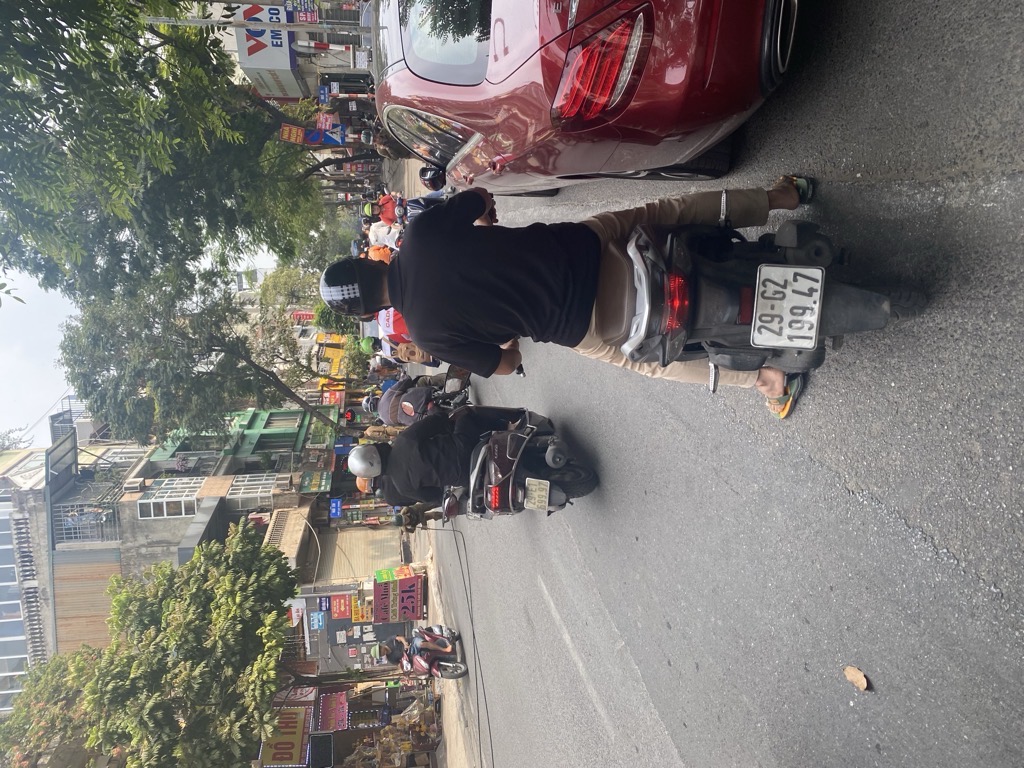 Bán nhà Lạc Trung - diện tích 33,6m2 2 tầng - Nhà 2 mặt phố - giá 14,6 tỷ