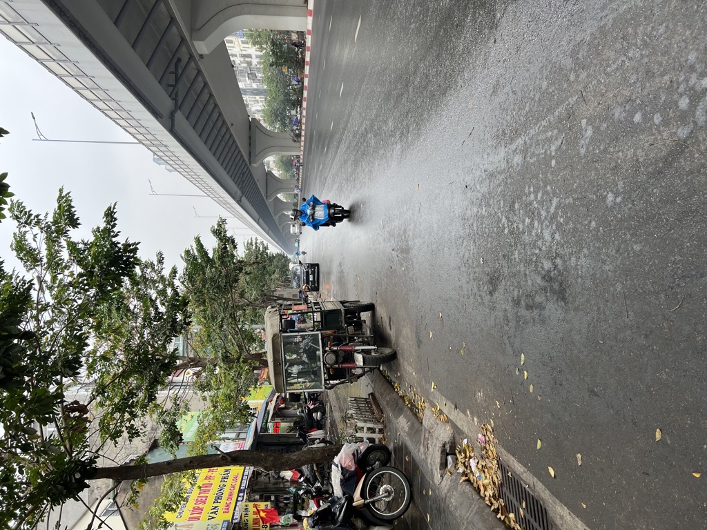 Bán nhà Minh Khai - diện tích 33.3m2 3 tầng - Mặt phố kinh doanh đa dạng - giá 15,5 tỷ