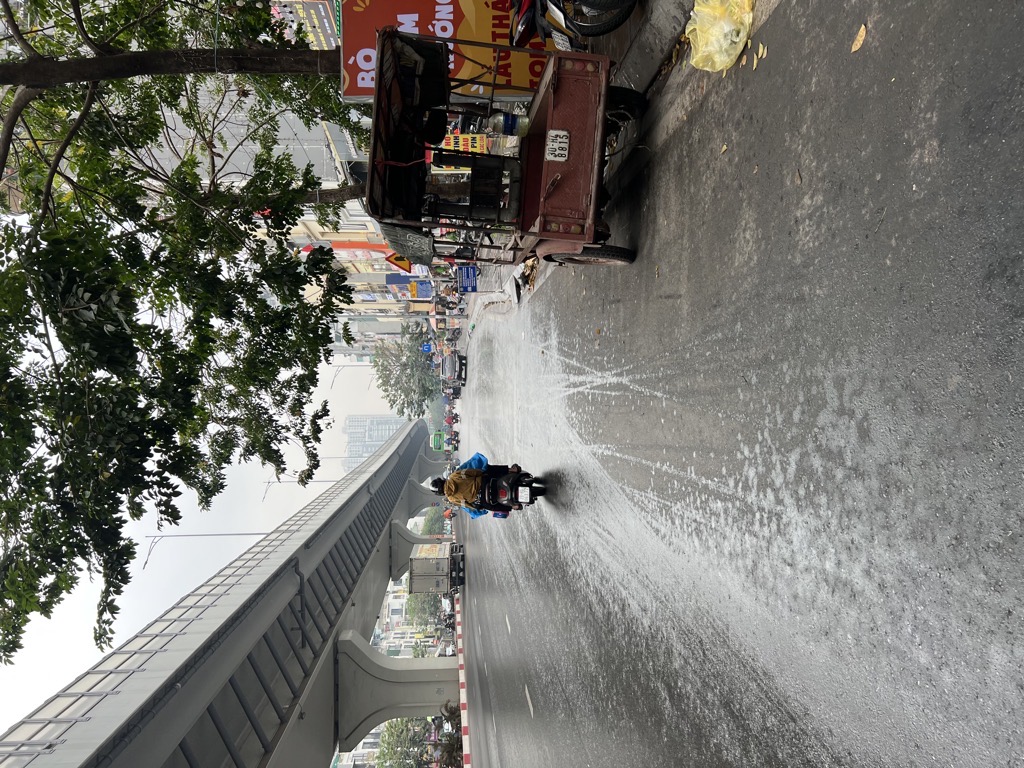 Bán nhà Minh Khai - diện tích 33.3m2 3 tầng - Mặt phố kinh doanh đa dạng - giá 15,5 tỷ