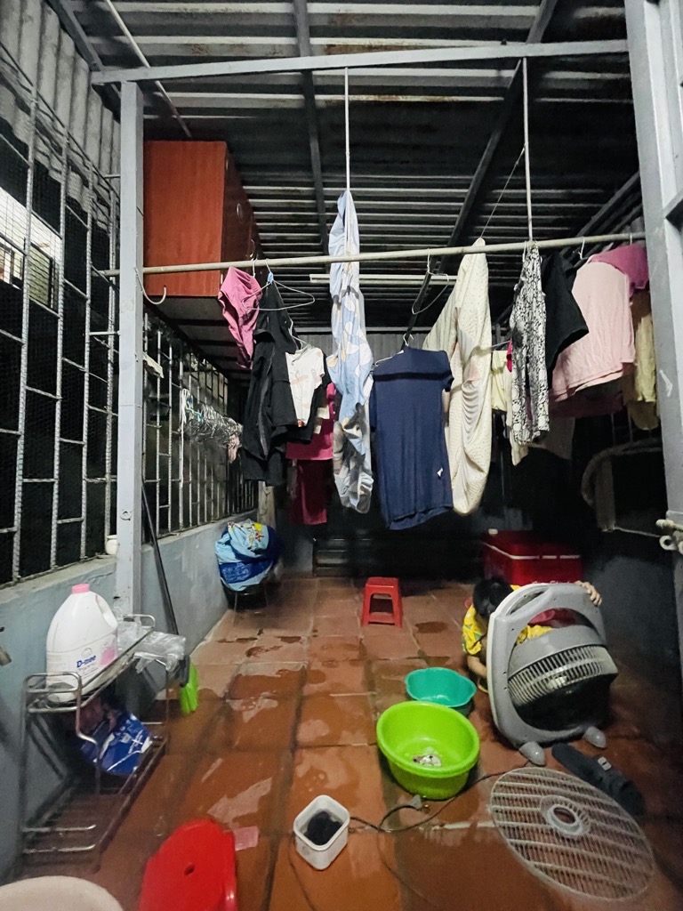 Bán nhà Ngõ Tô Hoàng - diện tích 37m2 4 tầng - Nhà đẹp về ở luôn - giá 5,4 tỷ