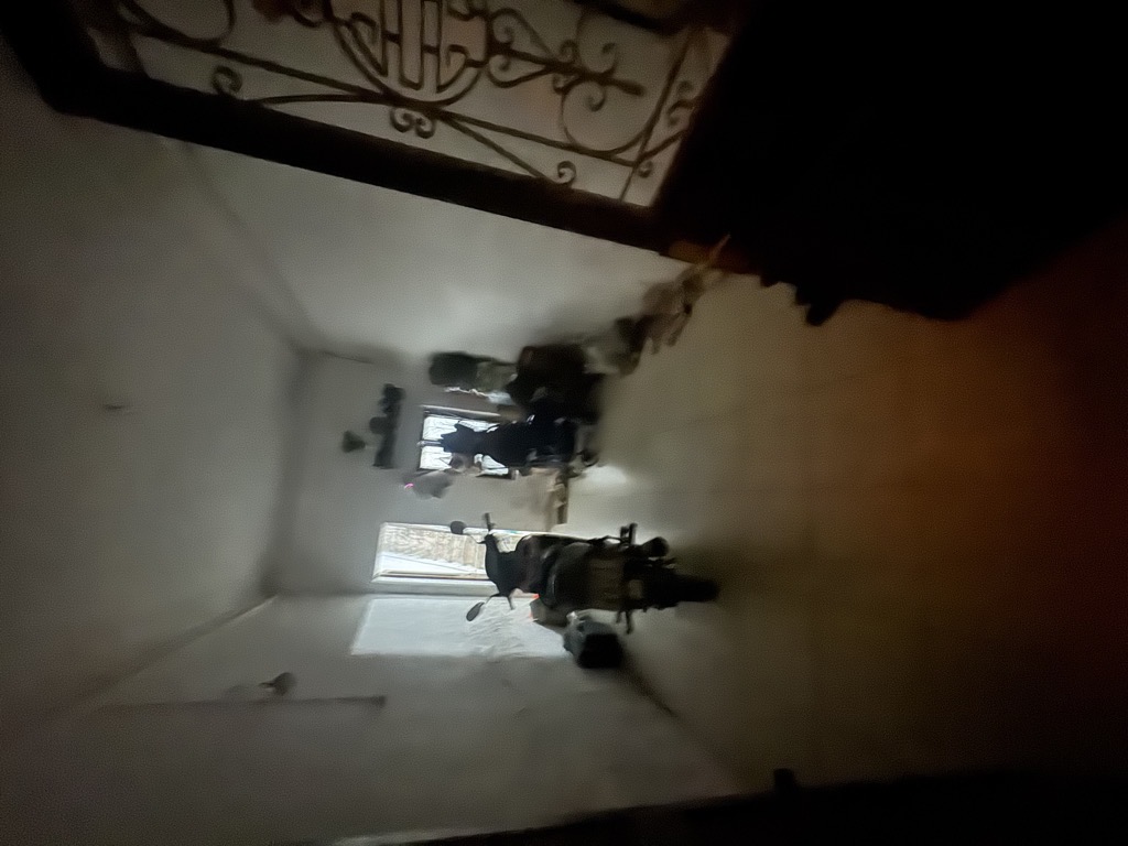 Bán nhà Ngõ Thống Nhất - diện tích 70m2 1 tầng - gần ô tô - giá 8,9 tỷ