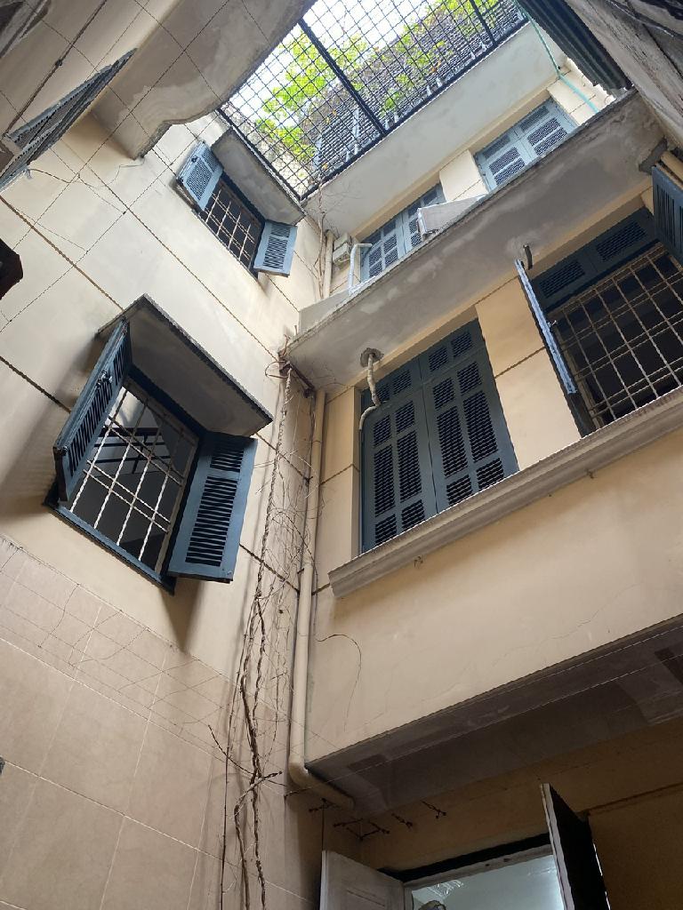 Bán nhà Tây Sơn - diện tích 77,4m2 4 tầng - Ngõ ô tô vào tận cửa - giá 21 tỷ