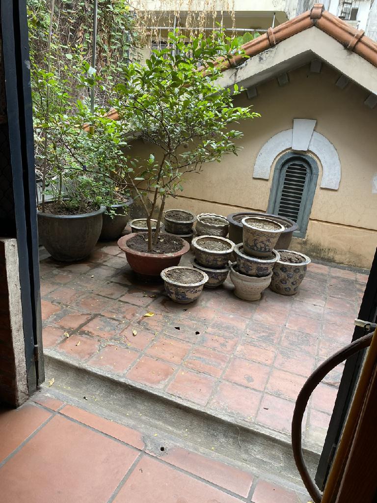 Bán nhà Tây Sơn - diện tích 77,4m2 4 tầng - Ngõ ô tô vào tận cửa - giá 21 tỷ