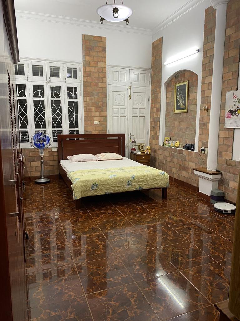 Bán nhà Tây Sơn - diện tích 77,4m2 4 tầng - Ngõ ô tô vào tận cửa - giá 21 tỷ