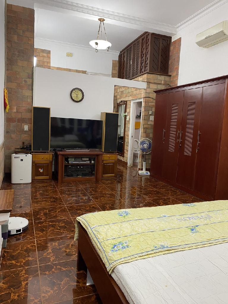 Bán nhà Tây Sơn - diện tích 77,4m2 4 tầng - Ngõ ô tô vào tận cửa - giá 21 tỷ