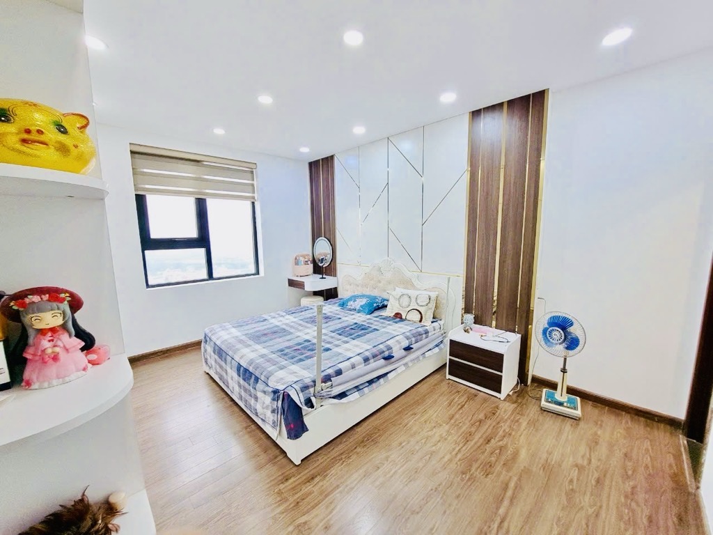 Bán nhà Đại Từ - diện tích 107m2 1 tầng - Lô góc - giá 10,5 tỷ