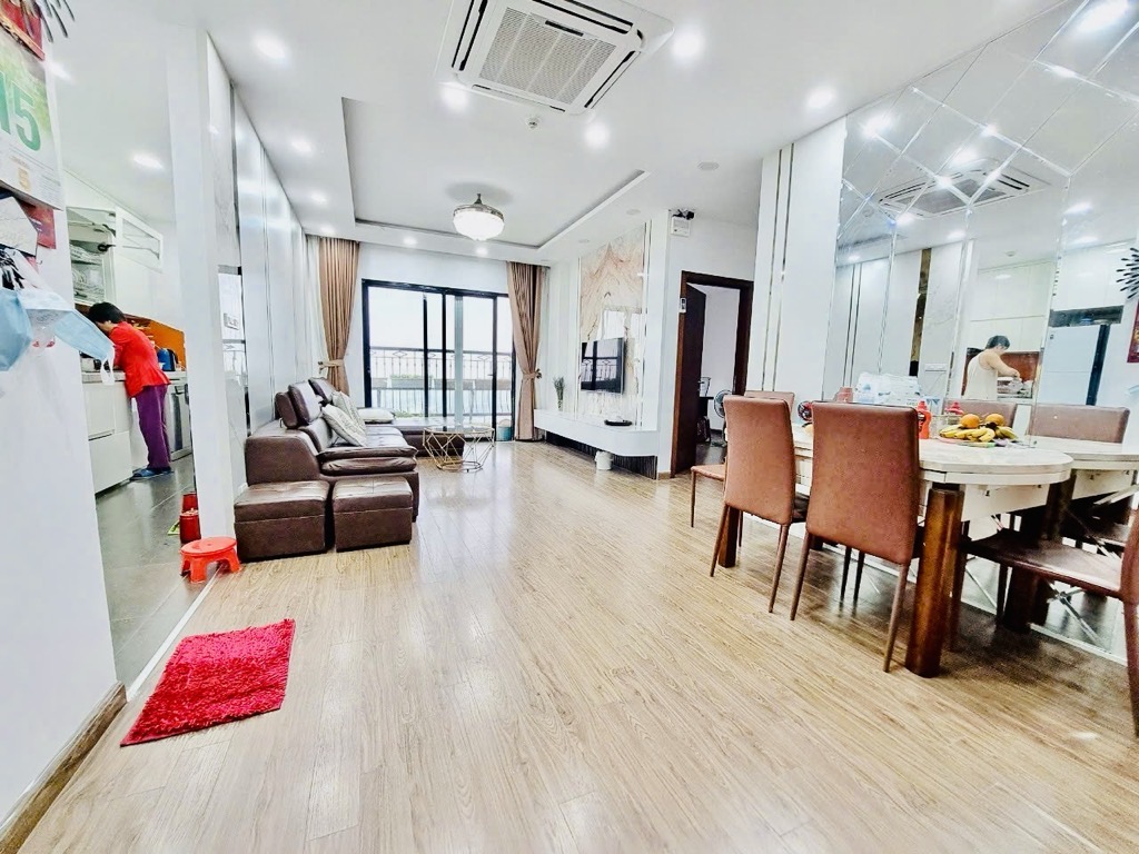 Bán nhà Đại Từ - diện tích 107m2 1 tầng - Lô góc - giá 10,5 tỷ