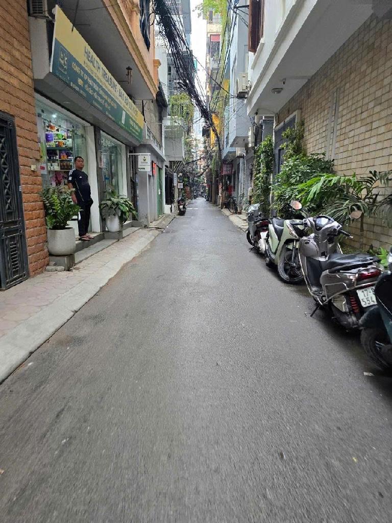 Bán nhà Yên Lãng - Hoàng Cầu - Thái Hà, 53m2 x 6 tầngm MT3.5, ĐN, 20 bước chân ra mặt phố