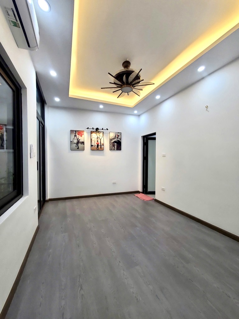 Bán nhà Lò Đúc  - 4 tầng - gần phố lớn, tiện ích đầy đủ - giá 6.35 tỷ