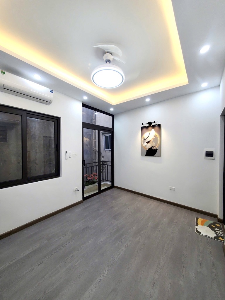 Bán nhà Lò Đúc  - 4 tầng - gần phố lớn, tiện ích đầy đủ - giá 6.35 tỷ