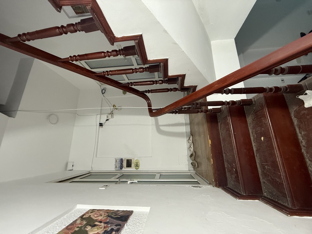 Bán nhà Vĩnh Hưng - diện tích 70.2m2 4 tầng - Ô tô đỗ cửa - giá 15,5 tỷ