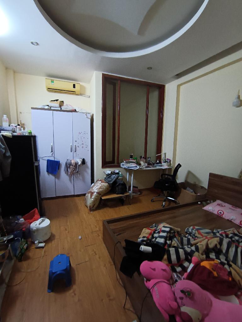 Bán nhà Định Công - diện tích 47m2 5 tầng - Nhà cách phố 15m, ngõ rộng hơn 2.5m - giá 9,6 tỷ