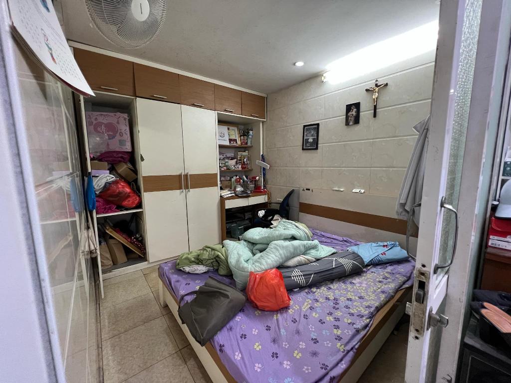 Bán nhà Lương Yên - diện tích 47.7m2 4 tầng - Nhà dân xây, ngõ chung chỉ có nhà bán - giá 10,5 tỷ