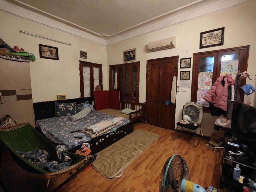 Bán nhà Nguyễn Trãi - diện tích 40m2 4 tầng - Lô góc - giá 7,5 tỷ