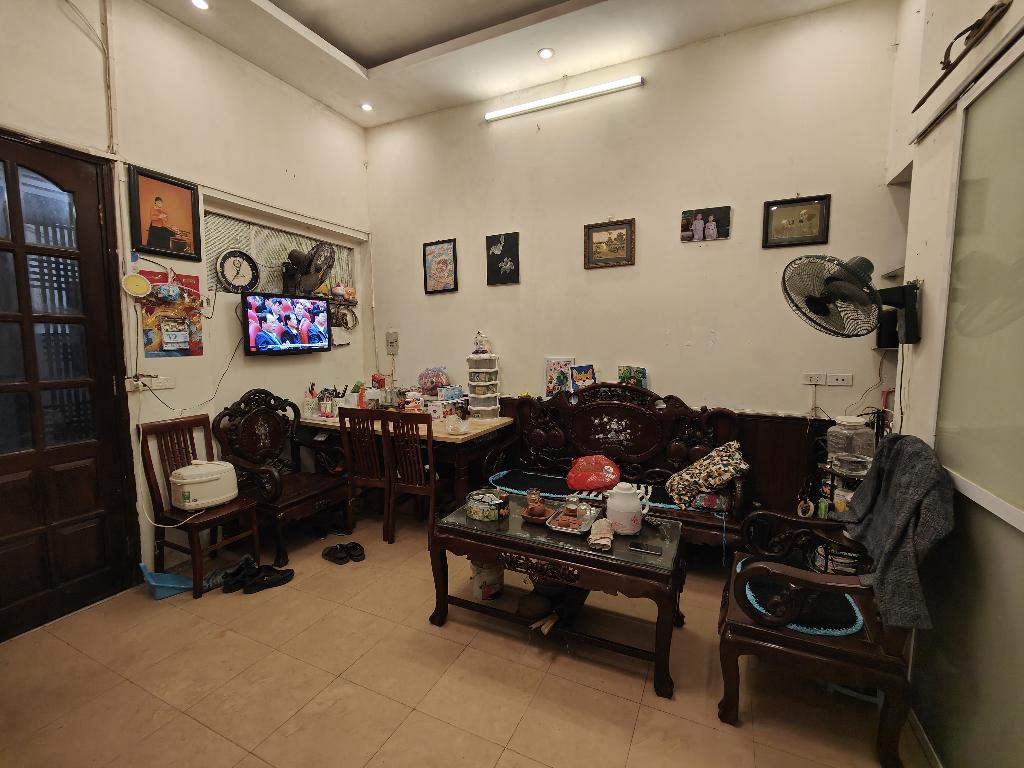 Bán nhà Nguyễn Trãi - diện tích 40m2 4 tầng - Lô góc - giá 7,5 tỷ