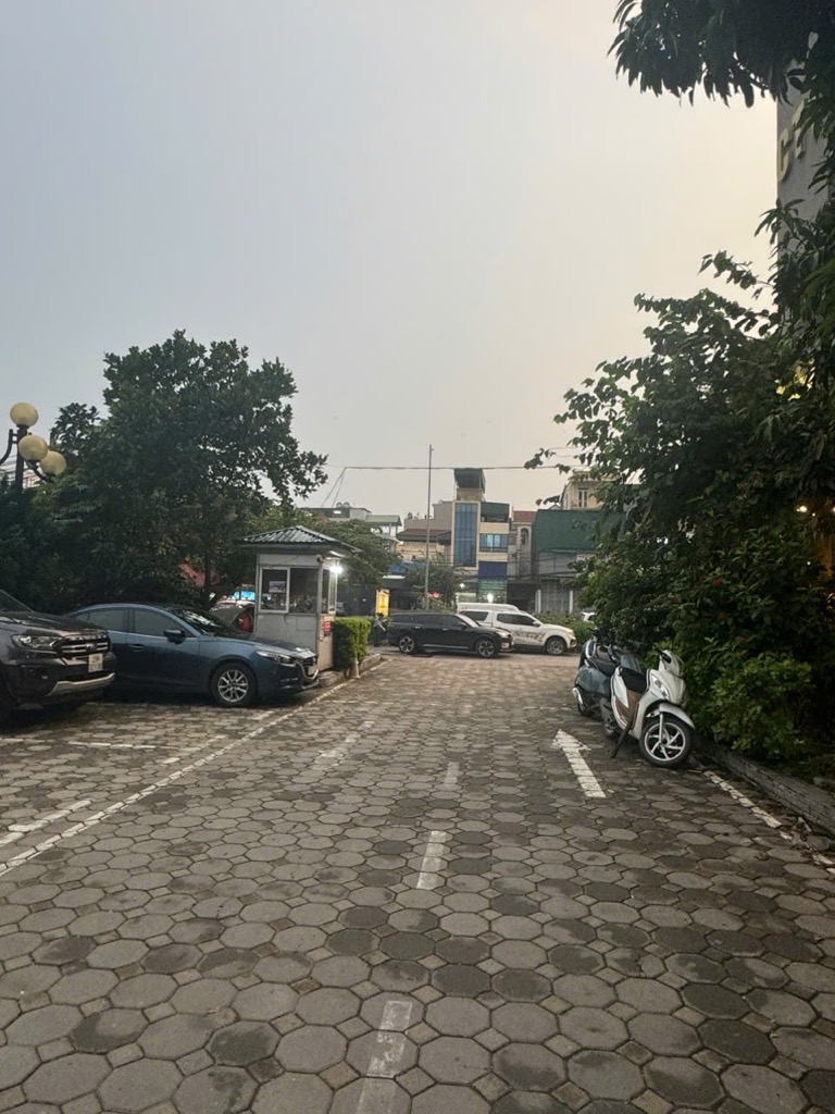 Bán nhà Chân Đế - diện tích 58m2 2 tầng - SIÊU PHẨM KINH DOANH - giá 10,8 tỷ