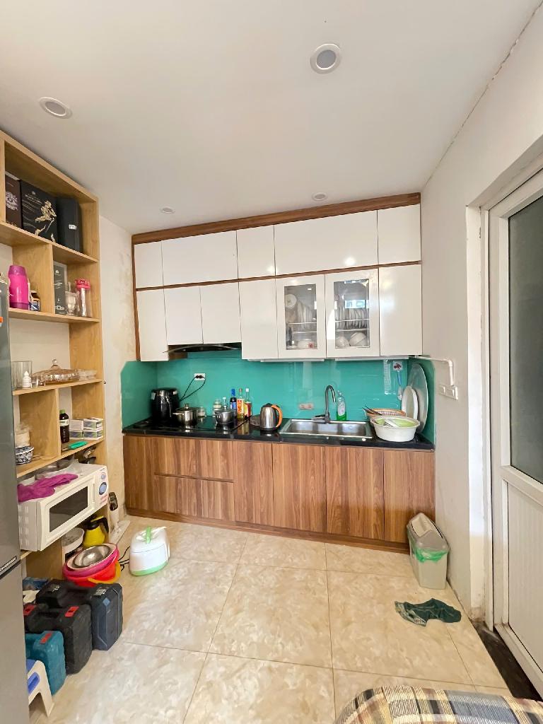 Bán nhà Nguyễn Khoái - diện tích 50m2 2 tầng - Ô TÔ 50M - giá 7,5 tỷ