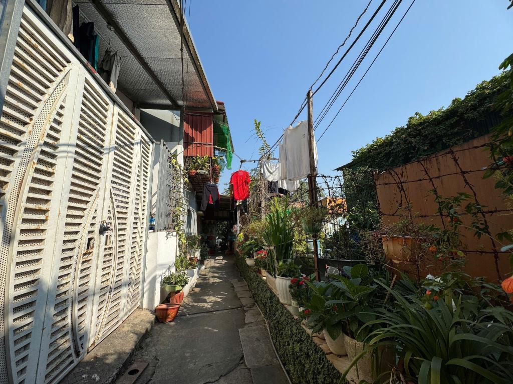 Bán nhà Nguyễn Khoái - diện tích 50m2 2 tầng - Ô TÔ 50M - giá 7,5 tỷ