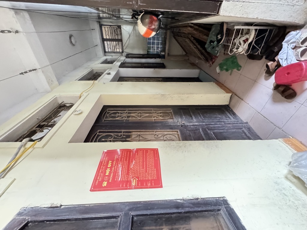 Bán nhà Đê Trần Khát Chân - diện tích 94,6m2 3 tầng - ô tô tránh - giá 23,6 tỷ