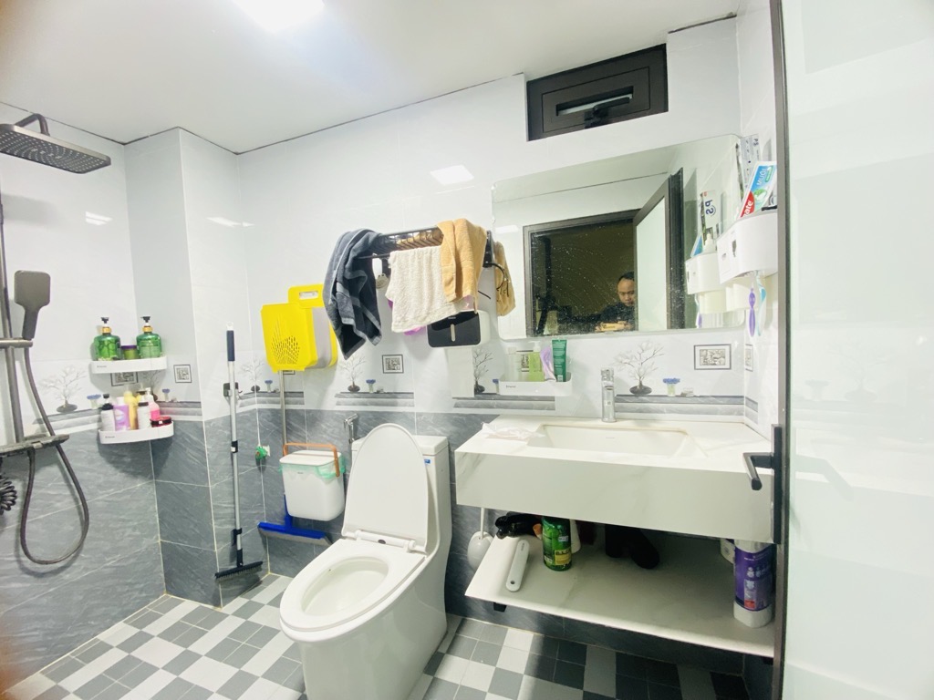 Bán nhà Định Công Thượng - diện tích 72.2m2 4 tầng - Nhà lô góc mới xây ở luôn - giá 8,6 tỷ