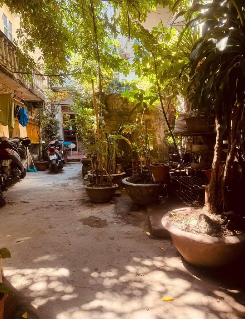 Bán nhà Bạch Mai - diện tích 146m2 4 tầng - Nhà đẹp hiếm có - giá 15,8 tỷ