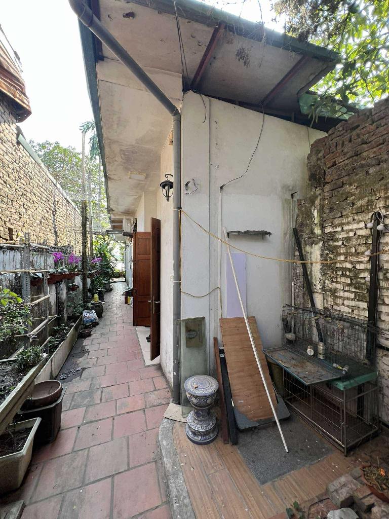 Bán nhà Tam Trinh - diện tích 212m2 1 tầng - ô tô tránh - giá 20 tỷ