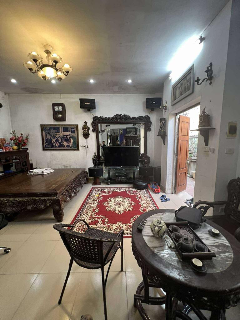 Bán nhà Tam Trinh - diện tích 212m2 1 tầng - ô tô tránh - giá 20 tỷ