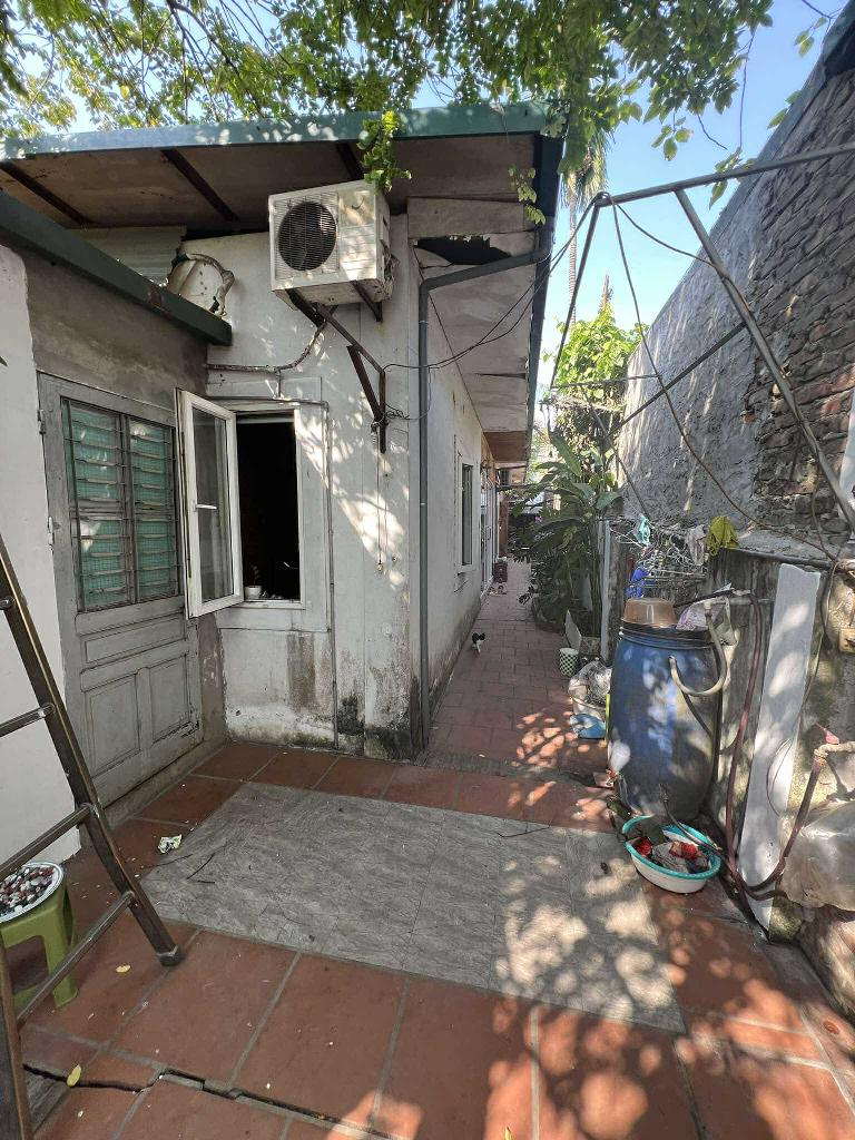 Bán nhà Tam Trinh - diện tích 212m2 1 tầng - ô tô tránh - giá 20 tỷ