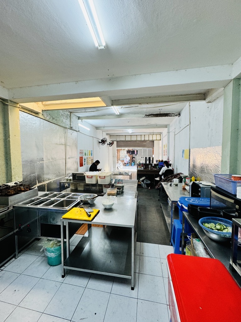 Bán nhà Lương Đình Của - diện tích 100m2 1 tầng - Ô TÔ TRÁNH - giá 8,5 tỷ