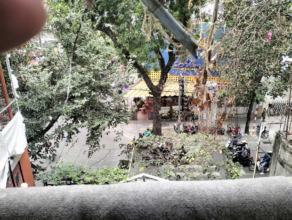 Bán nhà Lò Đúc - diện tích 40m2 2 tầng - Căn hộ tập thể mặt phố - giá 3,4 tỷ