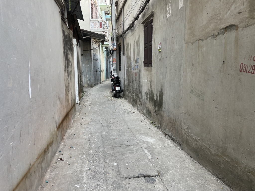 Bán nhà Hoàng Mai - diện tích 55m2 2 tầng - LÔ GÓC - Ô TÔ LÙI VÀO CỬA - giá 7,4 tỷ