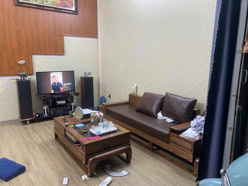 Bán nhà Hoàng Mai - diện tích 55m2 2 tầng - LÔ GÓC - Ô TÔ LÙI VÀO CỬA - giá 7,4 tỷ