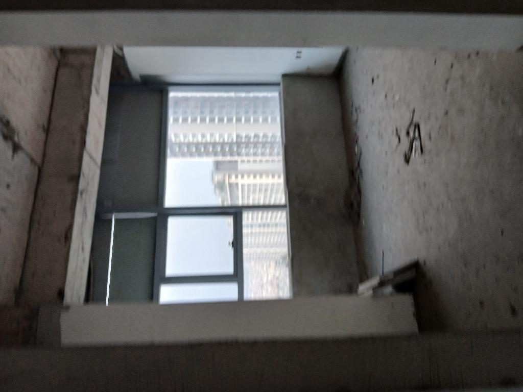 Bán nhà Lê Văn Lương - diện tích 170.1m2 1 tầng - Căn hộ thô, nguyên bản - giá 17 tỷ