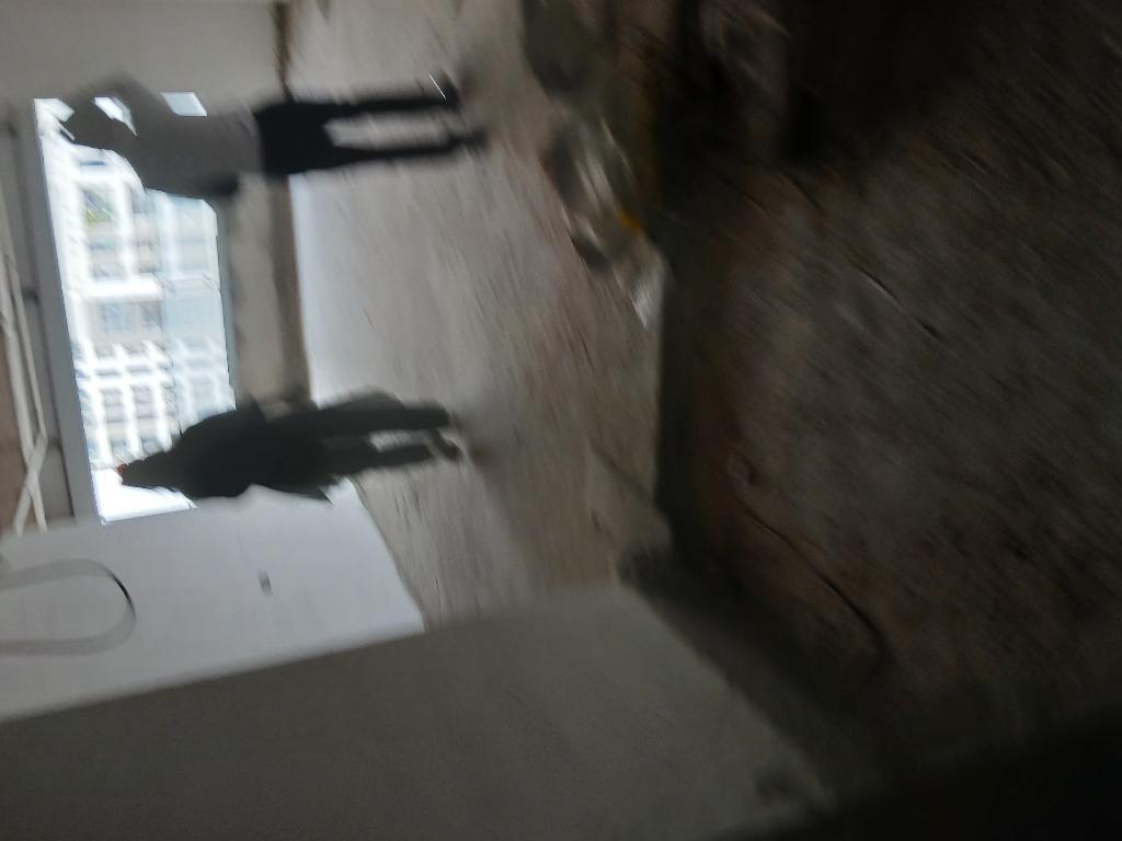 Bán nhà Lê Văn Lương - diện tích 170.1m2 1 tầng - Căn hộ thô, nguyên bản - giá 17 tỷ