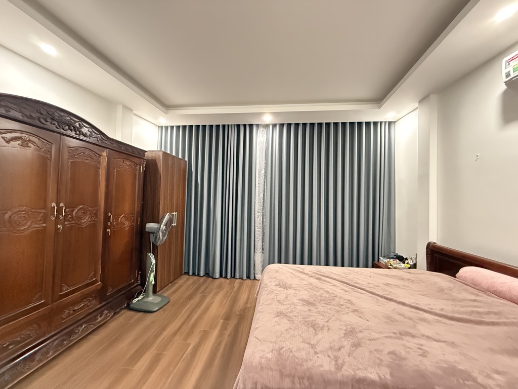 Bán nhà Khương Thượng - diện tích 30m2 6 tầng - Mặt phố kinh doanh - giá 11,8 tỷ