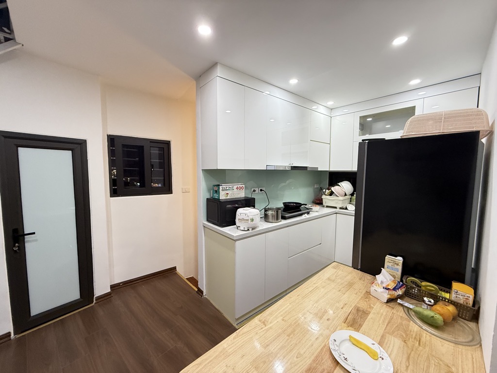 Bán nhà Khương Thượng - diện tích 30m2 6 tầng - Mặt phố kinh doanh - giá 11,8 tỷ