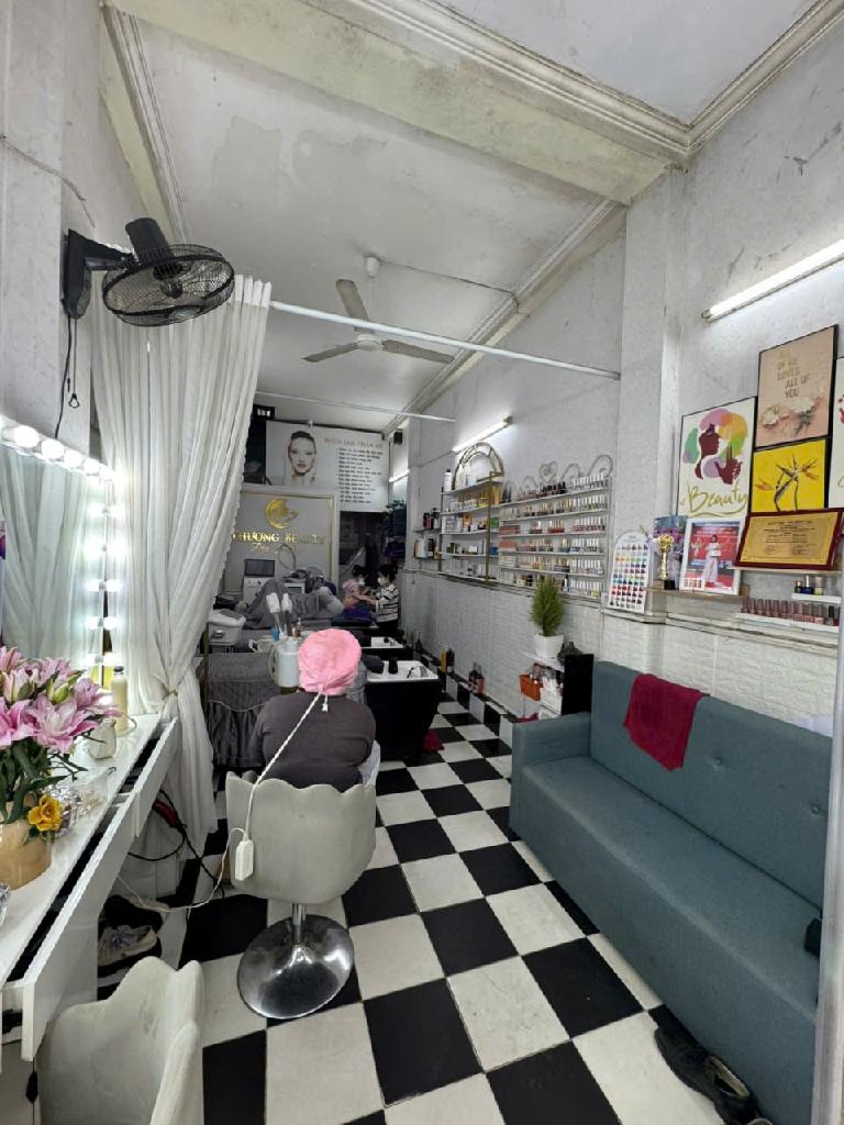 Bán nhà Phố Vọng - diện tích 31,2m2 5 tầng - Nhà mặt phố, kinh doanh tốt - giá 11,5 tỷ