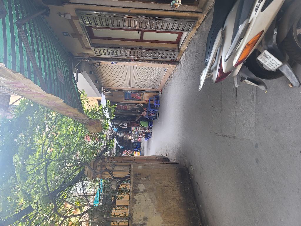 Bán nhà Đường Láng - diện tích 100m2 5 tầng - vị trí đẹp, sát mặt phố - giá 17,8 tỷ